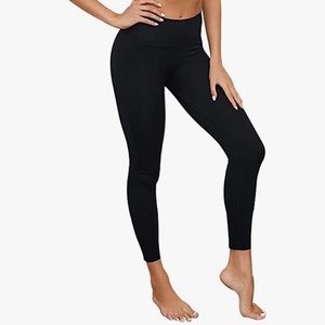 Black ribbed, high waisted Amazon leggings size medium never worn!